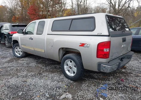 2008 Chevrolet Silverado 1500 Lt1 z USA, uszkodzony, nr VIN 2GCEK19J481308080